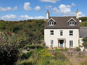 Exterior - 2 Bed in Kingsbridge (oc-fern2) (Kellaton)