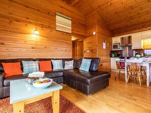 TV - 2 Bed in Bideford (oc-00358) (Higher Clovelly)