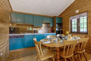 Dining - 3 Bed in Bideford (oc-00374) (Higher Clovelly)