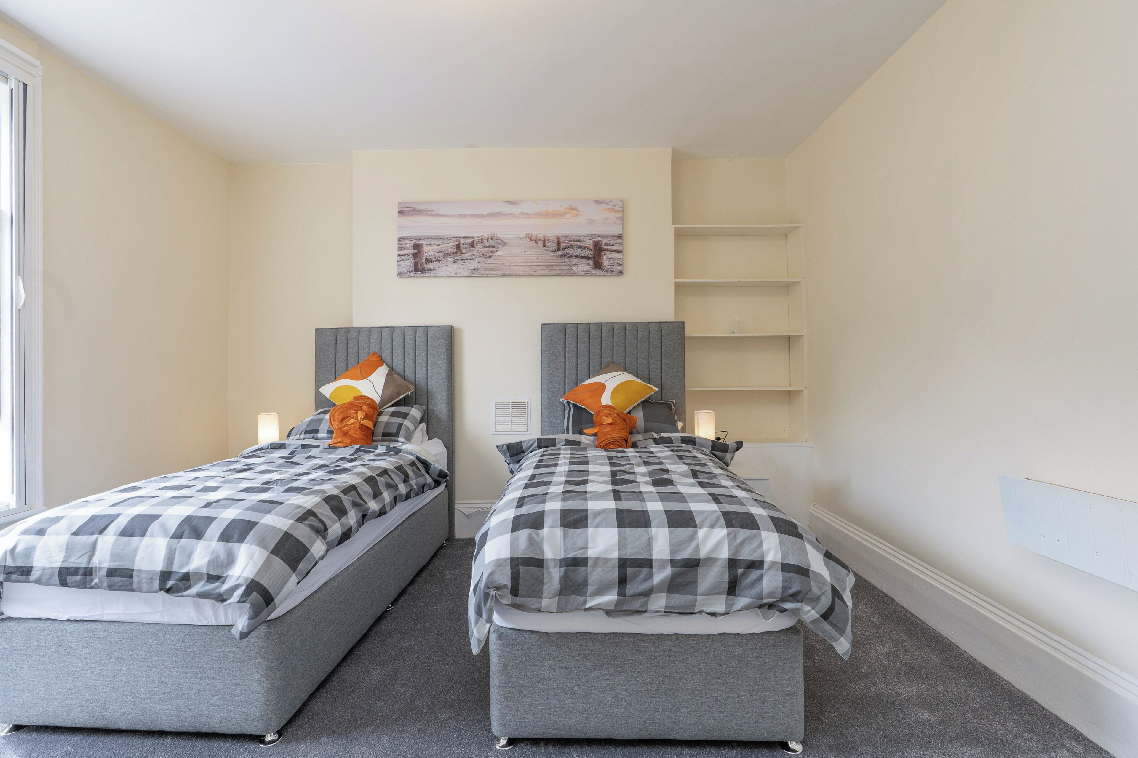 2 Schlafzimmer, Bügeleisen/Bügelbrett, kostenloses WLAN, Bettwäsche