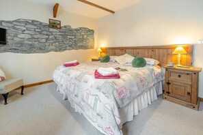 Room - 2 Bed in Launceston (oc-congs) (Congdon's Shop)