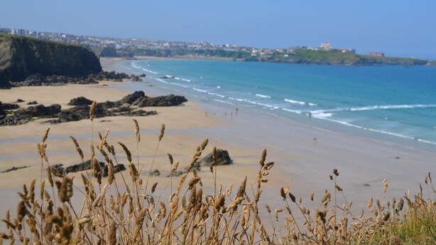 Beach - 3 Bed in Newquay (oc-headl) (Newquay)