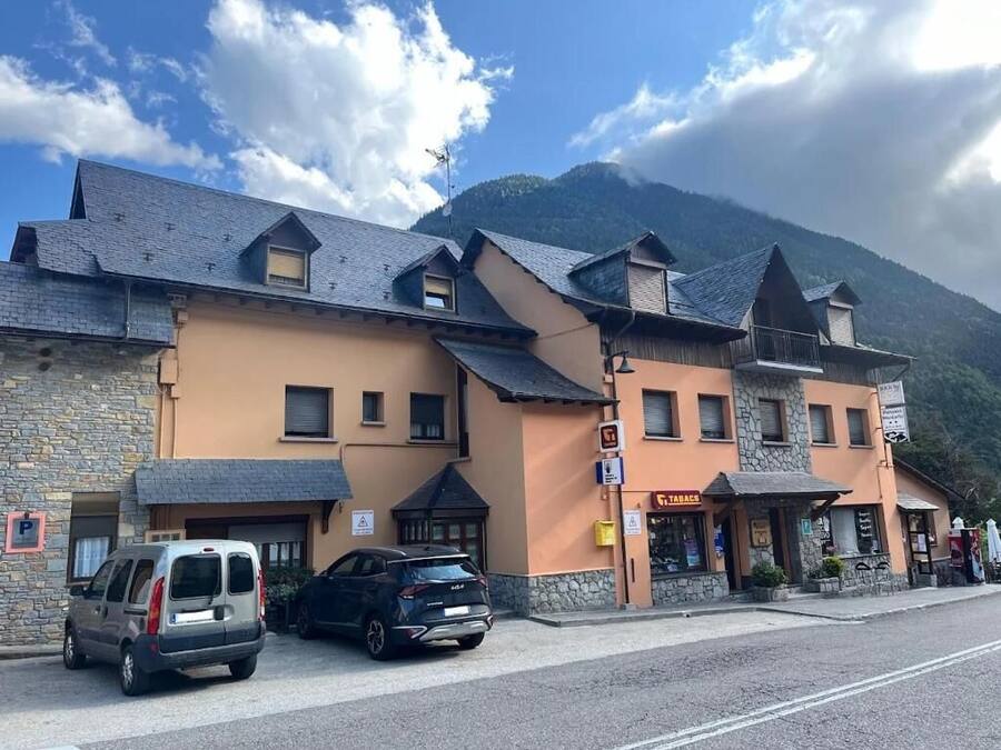 Esterni