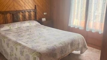 Basic Double Room, Mountain View | Free WiFi