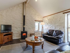 TV, fireplace - 2 Bed in Cambrose (oc-forgm) (Cambrose)