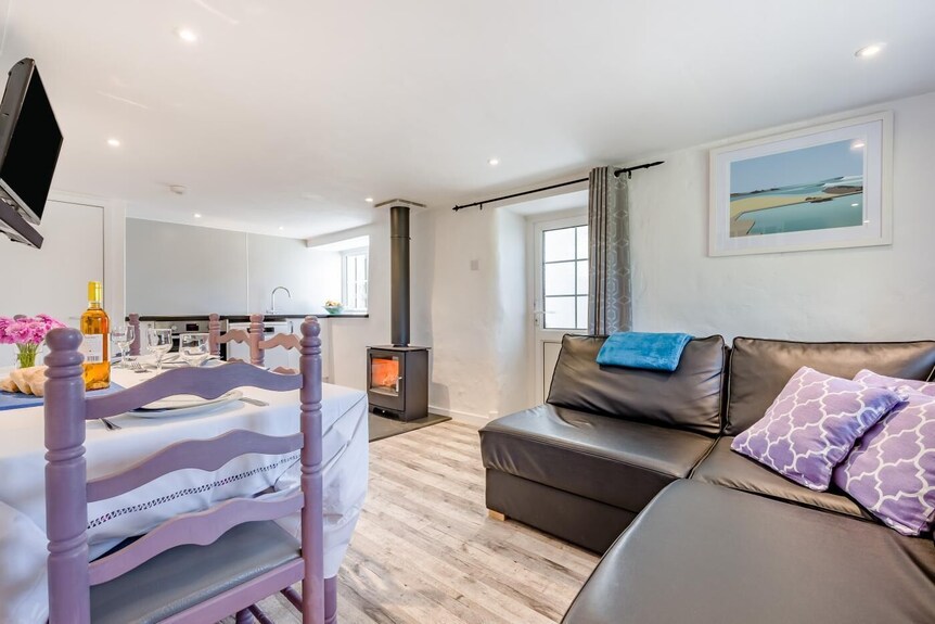 2 Bed In Bude (Oc-00952) - Stratton