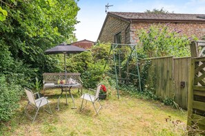 Outdoor dining - 1 Bed in Kilve (oc-kilve) (Kilve)