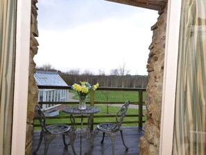 Terrace/patio - 2 Bed in Umberleigh (oc-lcobb) (Chittlehampton)
