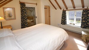 2 bedrooms, travel crib, WiFi (free), bed sheets - 2 Bed in Umberleigh (oc-lcobb) (Chittlehampton)