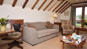 TV - 2 Bed in Umberleigh (oc-lcobb) (Chittlehampton)