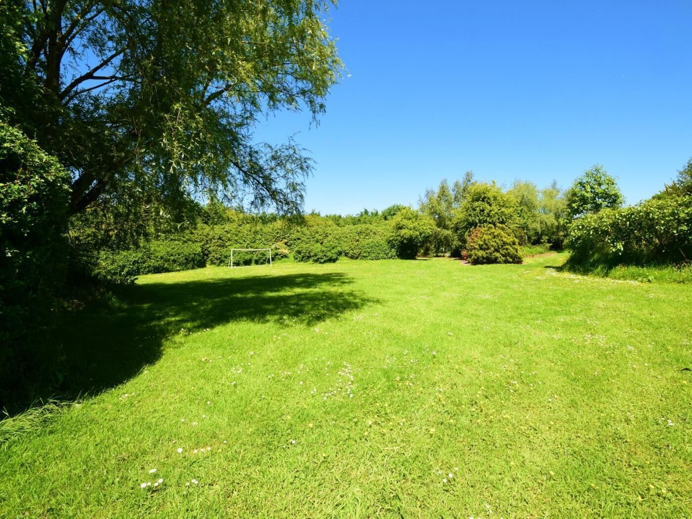 Explore the lakes and gardens on your doorstep!