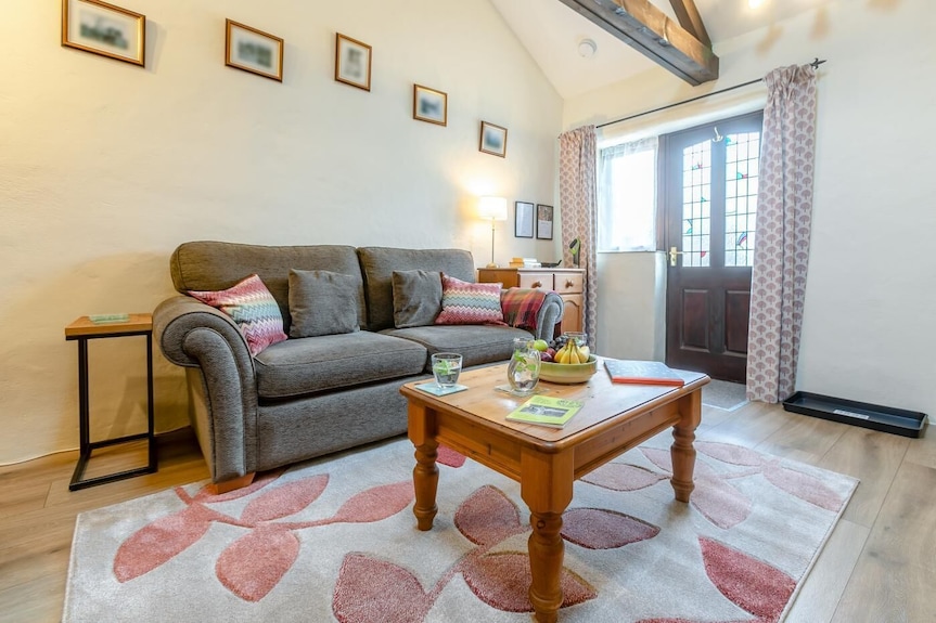 1 Bed In Camborne (Oc-oldml) - Troon