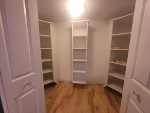 Interior - Cozy beautiful space in a great location. Close to beautiful beaches and sunsets (Grande-Digue)