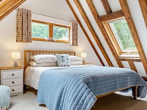 3 Schlafzimmer, Reisekinderbett, kostenloses WLAN, Bettwäsche