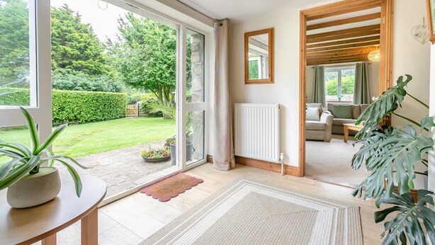 Interior - 1 Bed in Penzance (oc-rside) (Marazion)