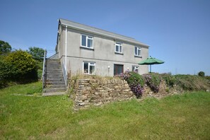 Exterior - 3 Bed in Padstow (oc-treba) (Saint Merryn)