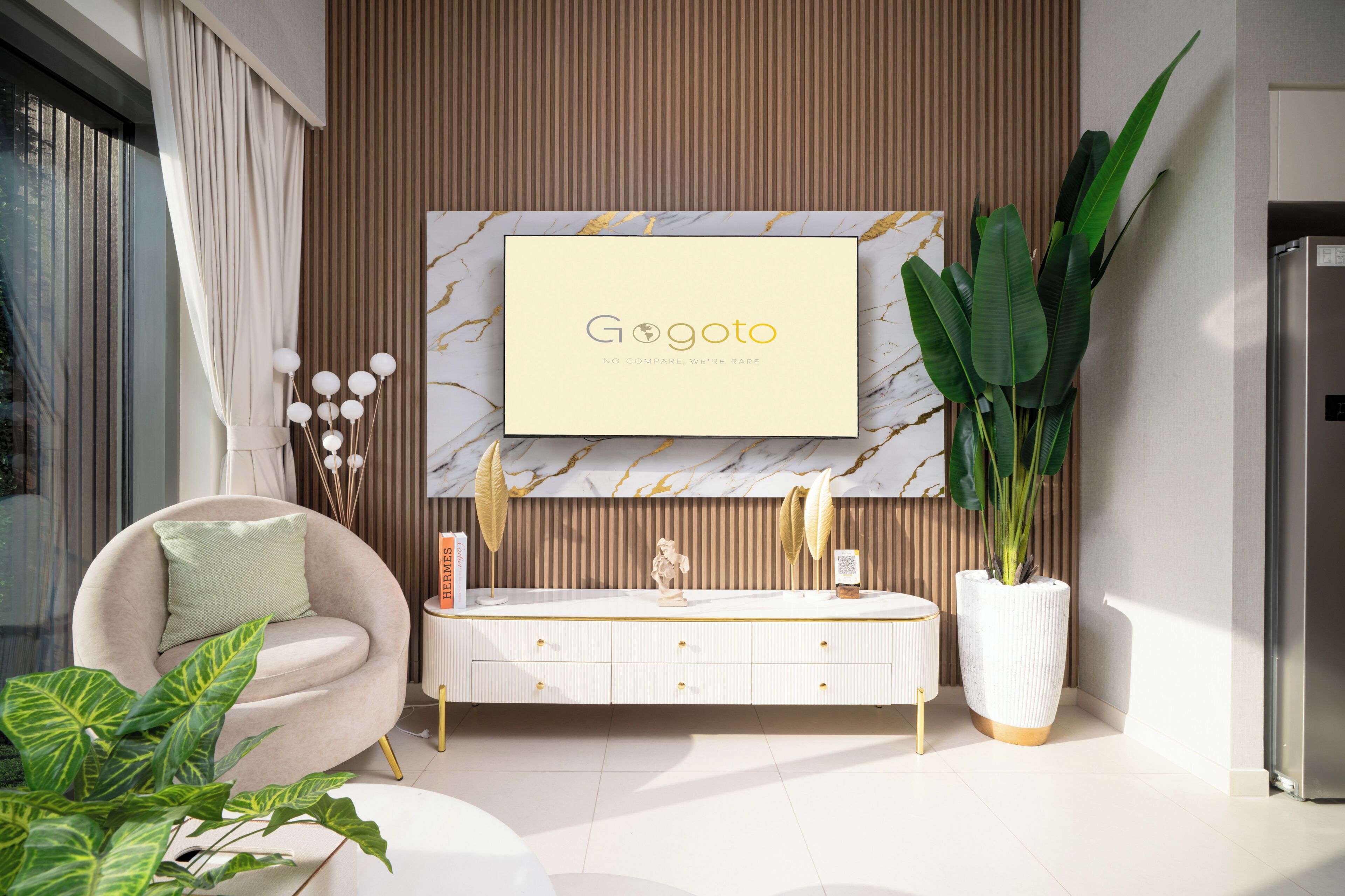 Luxury Apartment, Balcony, City View | Interior