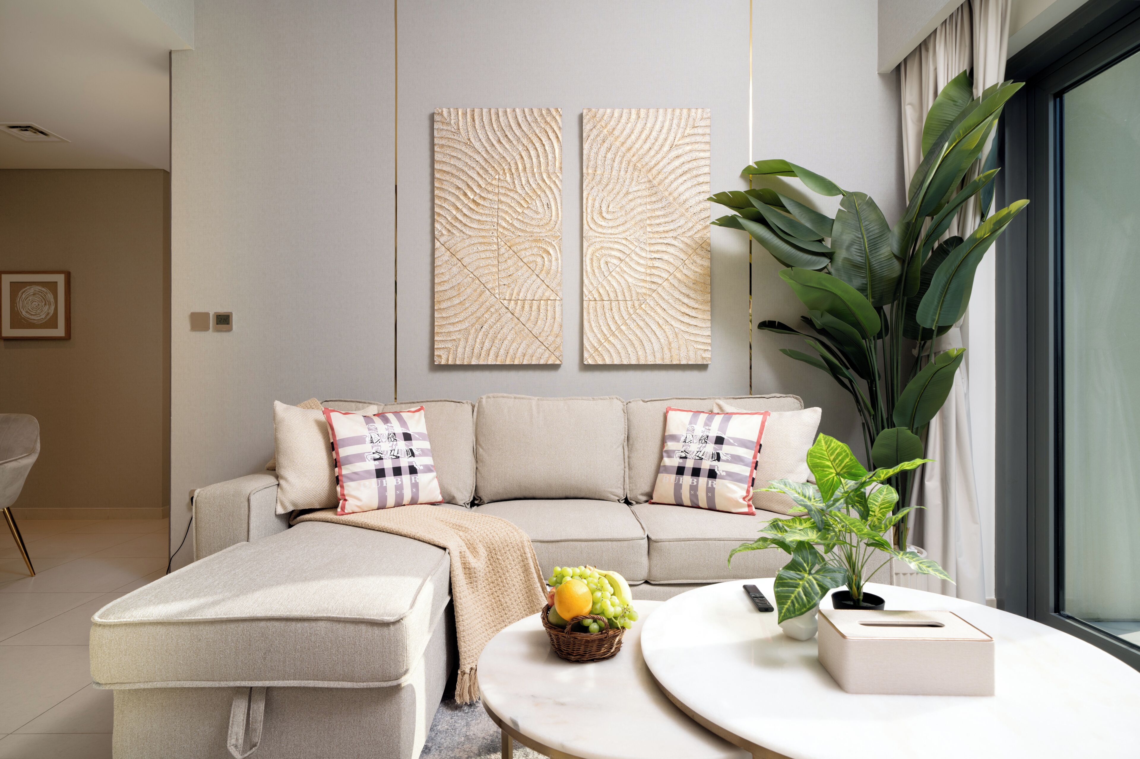 Luxury Apartment, Balcony, City View | Living area