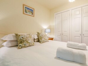3 bedrooms, free WiFi, bed sheets - 3 Bed in Combe Martin (oc-watel) (Combe Martin)