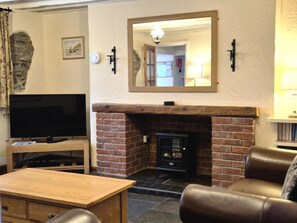 TV - 3 Bed in Combe Martin (oc-watel) (Combe Martin)