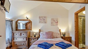 6 soverom, reiseseng for barn, wi-fi (inkludert) og sengetøy