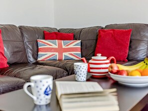 Interior - 2 Bed in Bideford (oc-3gabl) (Appledore)