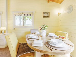 Dining - 2 Bed in Bideford (oc-bitfl) (Woolfardisworthy)