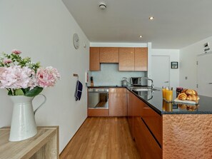Private kitchen - 1 Bed in Bideford (oc-poinb) (Westward Ho!)