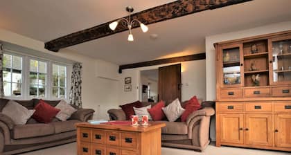 3 Bed in Chard (oc-barra)