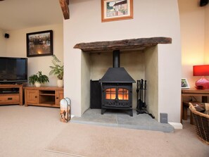 Interior - 3 Bed in Chard (oc-barra) (Winsham)