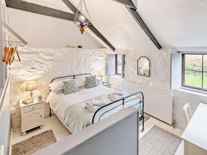 Travel cot, free WiFi, bed sheets - 1 Bed in Camelford (oc-hopar) (Lanteglos)