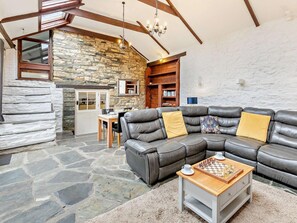 TV - 1 Bed in Camelford (oc-hopar) (Lanteglos)