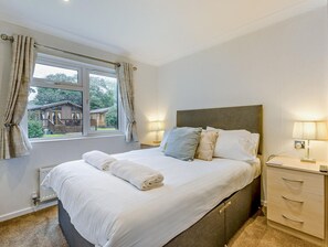 3 Schlafzimmer, Reisekinderbett, kostenloses WLAN, Bettwäsche