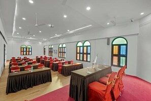 Meeting facility - WOW Bison Woods Veg Resort Yercaud (Yercaud)