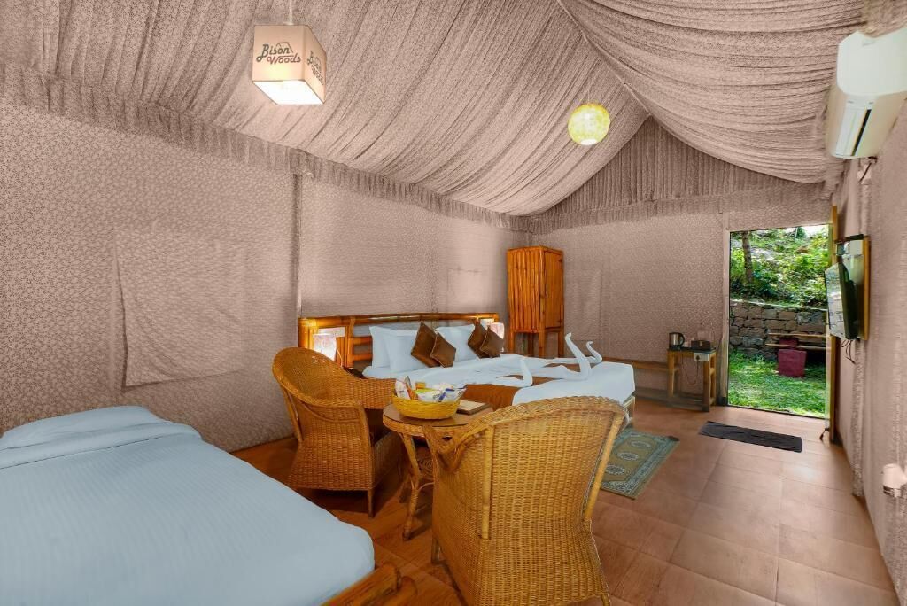 Grand Tent, Balcony, Garden View