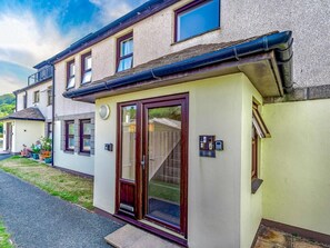 Exterior detail - 1 Bed in Redruth (oc-07540) (Portreath)