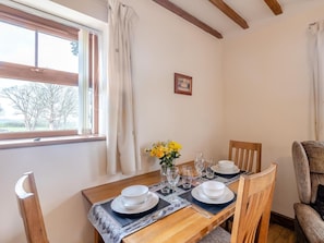Dining - 2 Bed in Aberystwyth (oc-twlct) (Capel Seion)