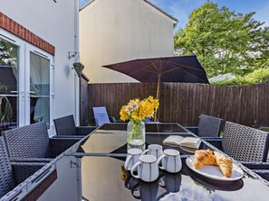 Outdoor dining - 4 Bed in Bideford (oc-nilga) (Bideford)