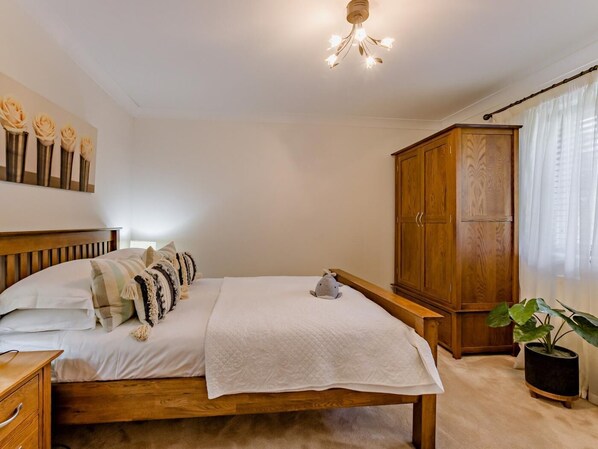 Room - 4 Bed in Bideford (oc-nilga) (Bideford)