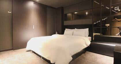 Luxury G Motel