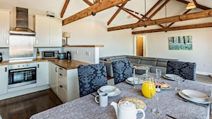 Dining - 3 Bed in Umberleigh (oc-09092) (Umberleigh)