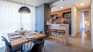 Apartment, Balcony, City View | Dining