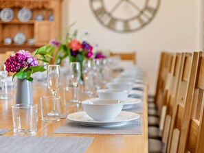 Dining - 11 Bed in Bideford (oc-redla) (Instow)