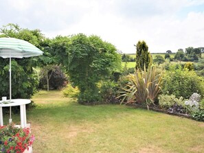 Property grounds - 1 Bed in Tavistock (oc-otwin) (Lamerton)