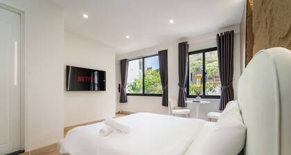 Deluxe Double Bedroom District 1