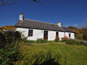 Exterior - 1 Bed in Lairg (oc-su304) (Lochinver)