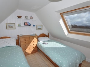 Free WiFi, bed sheets - 3 Bed in Lairg (oc-su303) (Baddidarach)