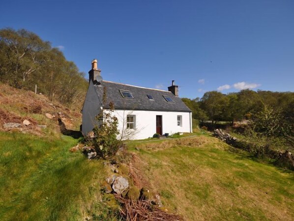 Exterior - 3 Bed in Lairg (oc-su303) (Baddidarach)