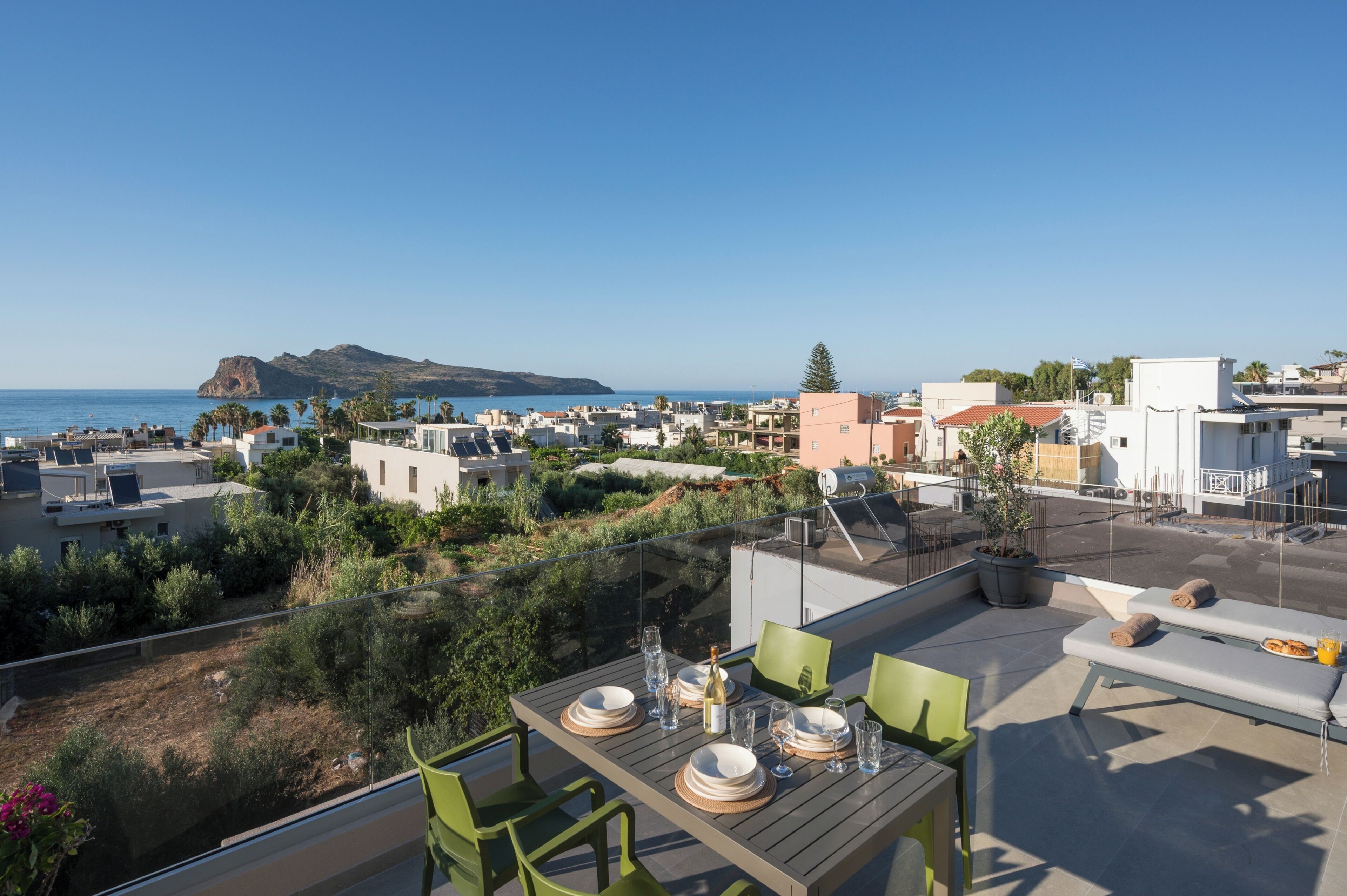 Sea View Maisonette, Spacious Roof Terrace | Terrasse/Patio