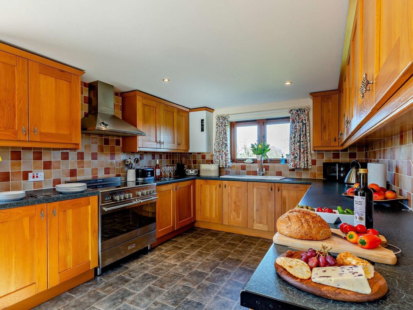 Oven, cookware/dishes/utensils